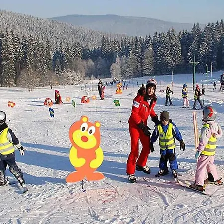Mountains Family Retreat, Cleaning Included Сasa de vacaciones *